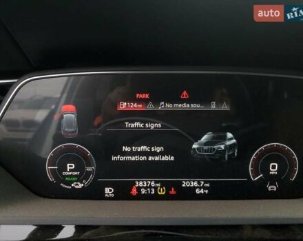 Білий Ауді E-Tron, об'ємом двигуна 0 л та пробігом 61 тис. км за 18000 $, фото 9 на Automoto.ua
