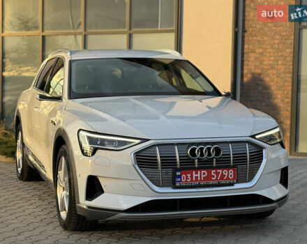Білий Ауді E-Tron, об'ємом двигуна 0 л та пробігом 98 тис. км за 29700 $, фото 19 на Automoto.ua