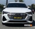 Белый Ауди E-Tron, объемом двигателя 71 л и пробегом 30 тыс. км за 46800 $, фото 1 на Automoto.ua