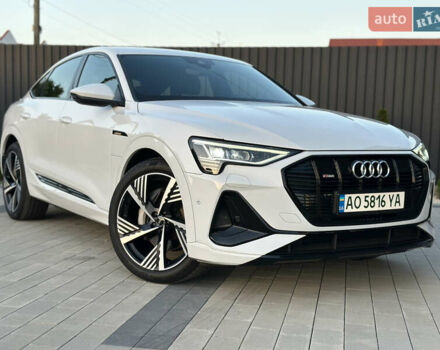 Білий Ауді E-Tron, об'ємом двигуна 0 л та пробігом 59 тис. км за 29900 $, фото 4 на Automoto.ua