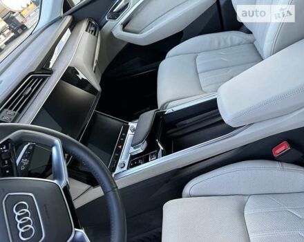 Білий Ауді E-Tron, об'ємом двигуна 0 л та пробігом 32 тис. км за 40555 $, фото 30 на Automoto.ua
