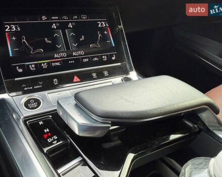 Белый Ауди E-Tron, объемом двигателя 0 л и пробегом 104 тыс. км за 33200 $, фото 41 на Automoto.ua