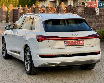 Белый Ауди E-Tron, объемом двигателя 0 л и пробегом 198 тыс. км за 27800 $, фото 18 на Automoto.ua
