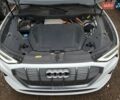 Білий Ауді E-Tron, об'ємом двигуна 0 л та пробігом 61 тис. км за 18000 $, фото 10 на Automoto.ua