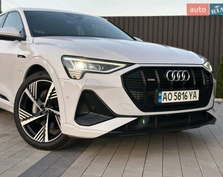 Білий Ауді E-Tron, об'ємом двигуна 0 л та пробігом 59 тис. км за 29900 $, фото 6 на Automoto.ua