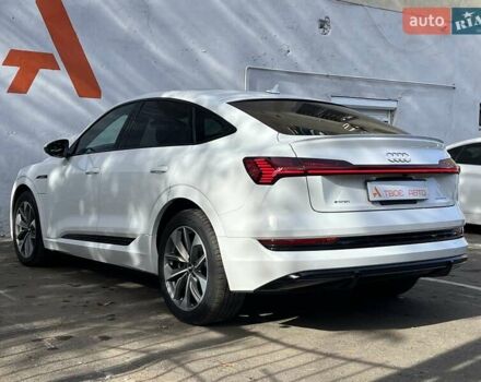 Белый Ауди E-Tron, объемом двигателя 0 л и пробегом 16 тыс. км за 46990 $, фото 27 на Automoto.ua