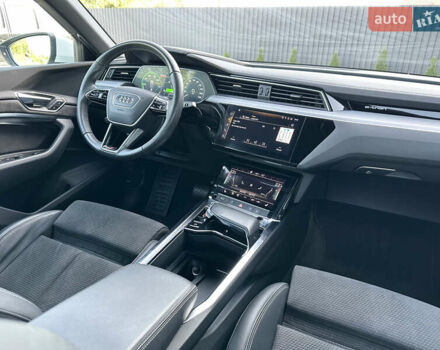 Білий Ауді E-Tron, об'ємом двигуна 0 л та пробігом 59 тис. км за 29900 $, фото 30 на Automoto.ua