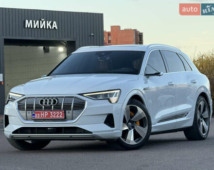 Ауді E-Tron 2020 у Львові на Automoto.ua Білий Ауді E-Tron, об'ємом двигуна 0 л та пробігом 156 тис. км за 29500 $, фото 21 на Automoto.ua
