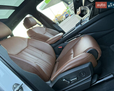 Ауді E-Tron 2020 у Львові на Automoto.ua Білий Ауді E-Tron, об'ємом двигуна 0 л та пробігом 156 тис. км за 29500 $, фото 79 на Automoto.ua