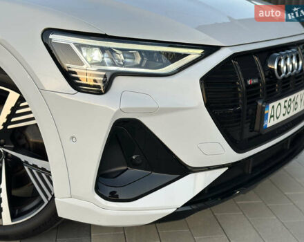 Білий Ауді E-Tron, об'ємом двигуна 0 л та пробігом 59 тис. км за 29900 $, фото 8 на Automoto.ua