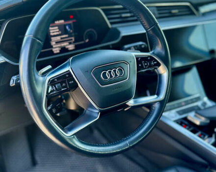 Белый Ауди E-Tron, объемом двигателя 0 л и пробегом 54 тыс. км за 31900 $, фото 9 на Automoto.ua