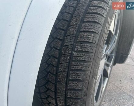 Белый Ауди E-Tron, объемом двигателя 0 л и пробегом 102 тыс. км за 29500 $, фото 17 на Automoto.ua