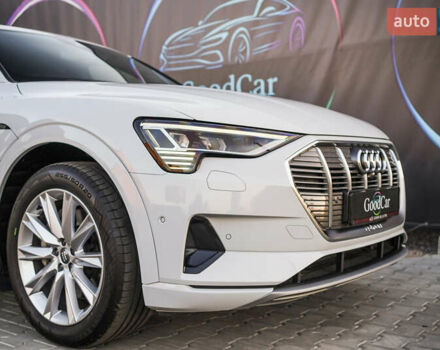 Білий Ауді E-Tron, об'ємом двигуна 0 л та пробігом 120 тис. км за 28500 $, фото 19 на Automoto.ua