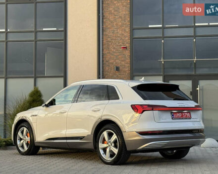 Ауди E-Tron 2020 в Тернополе на Automoto.ua Белый Ауди E-Tron, объемом двигателя 0 л и пробегом 98 тыс. км за 29999 $, фото 39 на Automoto.ua