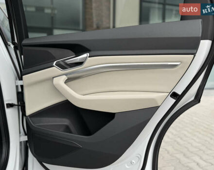 Ауди E-Tron 2020 в Тернополе на Automoto.ua Белый Ауди E-Tron, объемом двигателя 0 л и пробегом 98 тыс. км за 29999 $, фото 76 на Automoto.ua