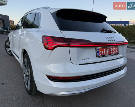 Ауді E-Tron 2020 у Львові на Automoto.ua Білий Ауді E-Tron, об'ємом двигуна 0 л та пробігом 156 тис. км за 29500 $, фото 35 на Automoto.ua