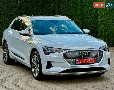 Білий Ауді E-Tron, об'ємом двигуна 0 л та пробігом 198 тис. км за 27400 $, фото 27 на Automoto.ua