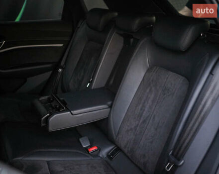 Білий Ауді E-Tron, об'ємом двигуна 0 л та пробігом 120 тис. км за 28500 $, фото 51 на Automoto.ua