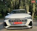 Білий Ауді E-Tron, об'ємом двигуна 0 л та пробігом 111 тис. км за 30900 $, фото 2 на Automoto.ua