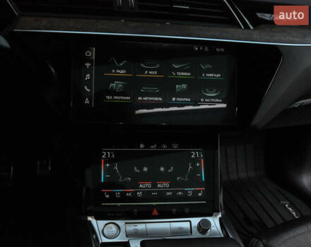 Білий Ауді E-Tron, об'ємом двигуна 0 л та пробігом 70 тис. км за 37000 $, фото 9 на Automoto.ua