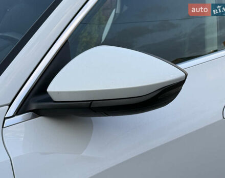 Белый Ауди E-Tron, объемом двигателя 0 л и пробегом 198 тыс. км за 27800 $, фото 69 на Automoto.ua