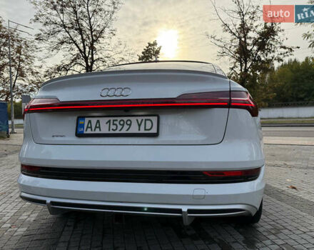 Білий Ауді E-Tron, об'ємом двигуна 0 л та пробігом 104 тис. км за 35000 $, фото 33 на Automoto.ua