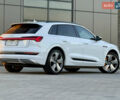 Білий Ауді E-Tron, об'ємом двигуна 0 л та пробігом 89 тис. км за 33500 $, фото 3 на Automoto.ua