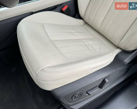 Білий Ауді E-Tron, об'ємом двигуна 0 л та пробігом 98 тис. км за 29700 $, фото 68 на Automoto.ua