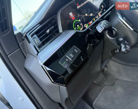 Ауді E-Tron 2020 у Львові на Automoto.ua Білий Ауді E-Tron, об'ємом двигуна 0 л та пробігом 156 тис. км за 29500 $, фото 59 на Automoto.ua