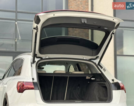 Білий Ауді E-Tron, об'ємом двигуна 0 л та пробігом 98 тис. км за 29700 $, фото 54 на Automoto.ua