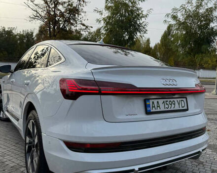 Белый Ауди E-Tron, объемом двигателя 0 л и пробегом 104 тыс. км за 33200 $, фото 17 на Automoto.ua