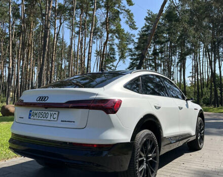 Белый Ауди E-Tron, объемом двигателя 0 л и пробегом 75 тыс. км за 29999 $, фото 42 на Automoto.ua