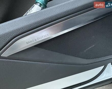 Білий Ауді E-Tron, об'ємом двигуна 0 л та пробігом 41 тис. км за 37500 $, фото 31 на Automoto.ua