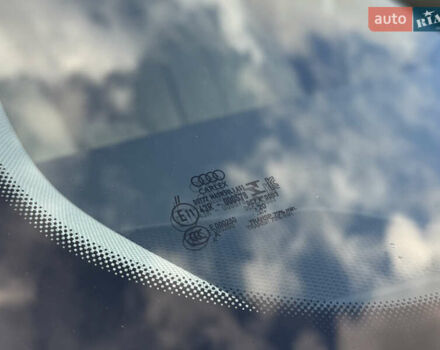 Білий Ауді E-Tron, об'ємом двигуна 0 л та пробігом 98 тис. км за 29700 $, фото 59 на Automoto.ua