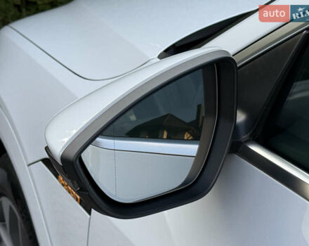 Белый Ауди E-Tron, объемом двигателя 0 л и пробегом 198 тыс. км за 27800 $, фото 72 на Automoto.ua