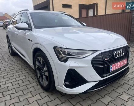 Ауди E-Tron 2020 в Луцке на Automoto.ua Белый Ауди E-Tron, объемом двигателя 0 л и пробегом 142 тыс. км за 27900 $, фото 3 на Automoto.ua