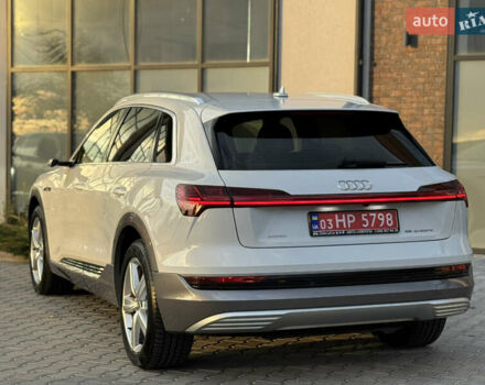 Білий Ауді E-Tron, об'ємом двигуна 0 л та пробігом 98 тис. км за 29700 $, фото 37 на Automoto.ua