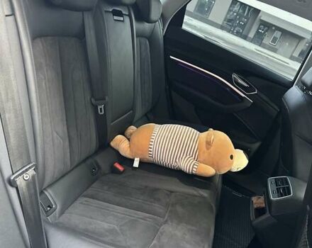 Білий Ауді E-Tron, об'ємом двигуна 0 л та пробігом 41 тис. км за 37500 $, фото 28 на Automoto.ua