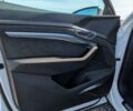 Білий Ауді E-Tron, об'ємом двигуна 0 л та пробігом 66 тис. км за 29950 $, фото 10 на Automoto.ua