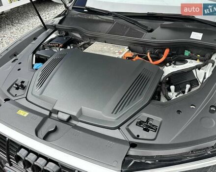 Белый Ауди E-Tron, объемом двигателя 0 л и пробегом 145 тыс. км за 22800 $, фото 99 на Automoto.ua