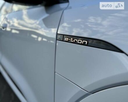 Білий Ауді E-Tron, об'ємом двигуна 0 л та пробігом 32 тис. км за 40555 $, фото 9 на Automoto.ua