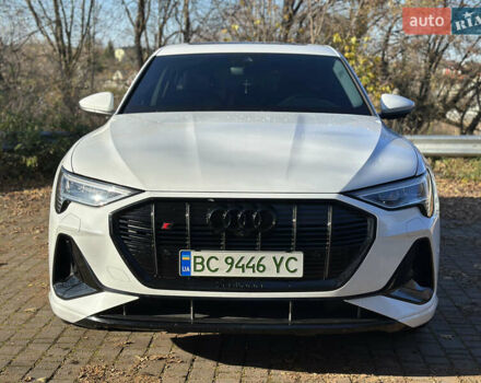 Білий Ауді E-Tron, об'ємом двигуна 0 л та пробігом 69 тис. км за 37000 $, фото 2 на Automoto.ua