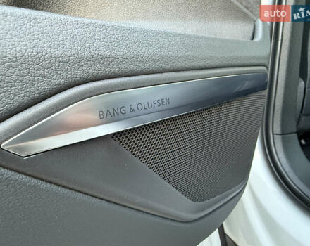 Белый Ауди E-Tron, объемом двигателя 0 л и пробегом 198 тыс. км за 27800 $, фото 88 на Automoto.ua