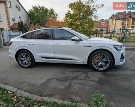 Ауді E-Tron 2020 у Чернівцях на Automoto.ua Білий Ауді E-Tron, об'ємом двигуна 0 л та пробігом 291 тис. км за 27600 $, фото 10 на Automoto.ua