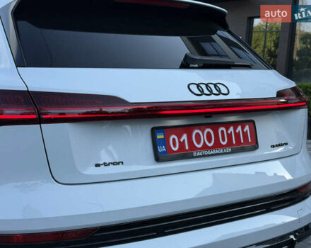 Белый Ауди E-Tron, объемом двигателя 0 л и пробегом 128 тыс. км за 26300 $, фото 7 на Automoto.ua