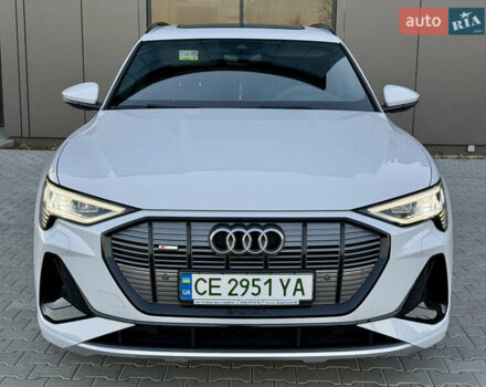 Білий Ауді E-Tron, об'ємом двигуна 0 л та пробігом 89 тис. км за 33500 $, фото 6 на Automoto.ua