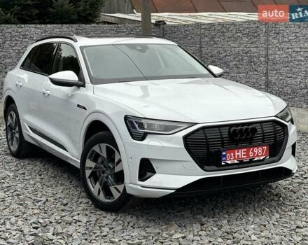 Белый Ауди E-Tron, объемом двигателя 0 л и пробегом 145 тыс. км за 22800 $, фото 1 на Automoto.ua