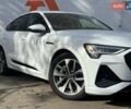 Белый Ауди E-Tron, объемом двигателя 0 л и пробегом 16 тыс. км за 46990 $, фото 11 на Automoto.ua