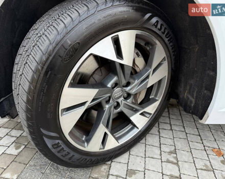 Белый Ауди E-Tron, объемом двигателя 0 л и пробегом 104 тыс. км за 33200 $, фото 38 на Automoto.ua