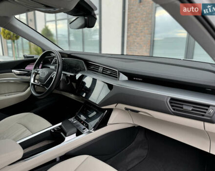 Білий Ауді E-Tron, об'ємом двигуна 0 л та пробігом 98 тис. км за 29700 $, фото 72 на Automoto.ua